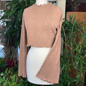 Cropped Turtle Neck Ruffled Blouse